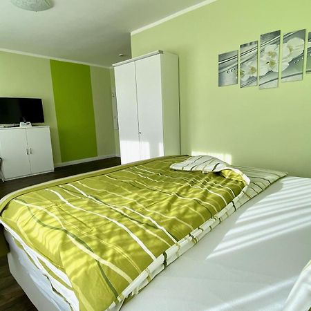 เรสเทอรองต์ แอนด์ เพนชั่น รึซเซิล-ผับ Hotel ซานเงอร์เฮาเซิน ภายนอก รูปภาพ