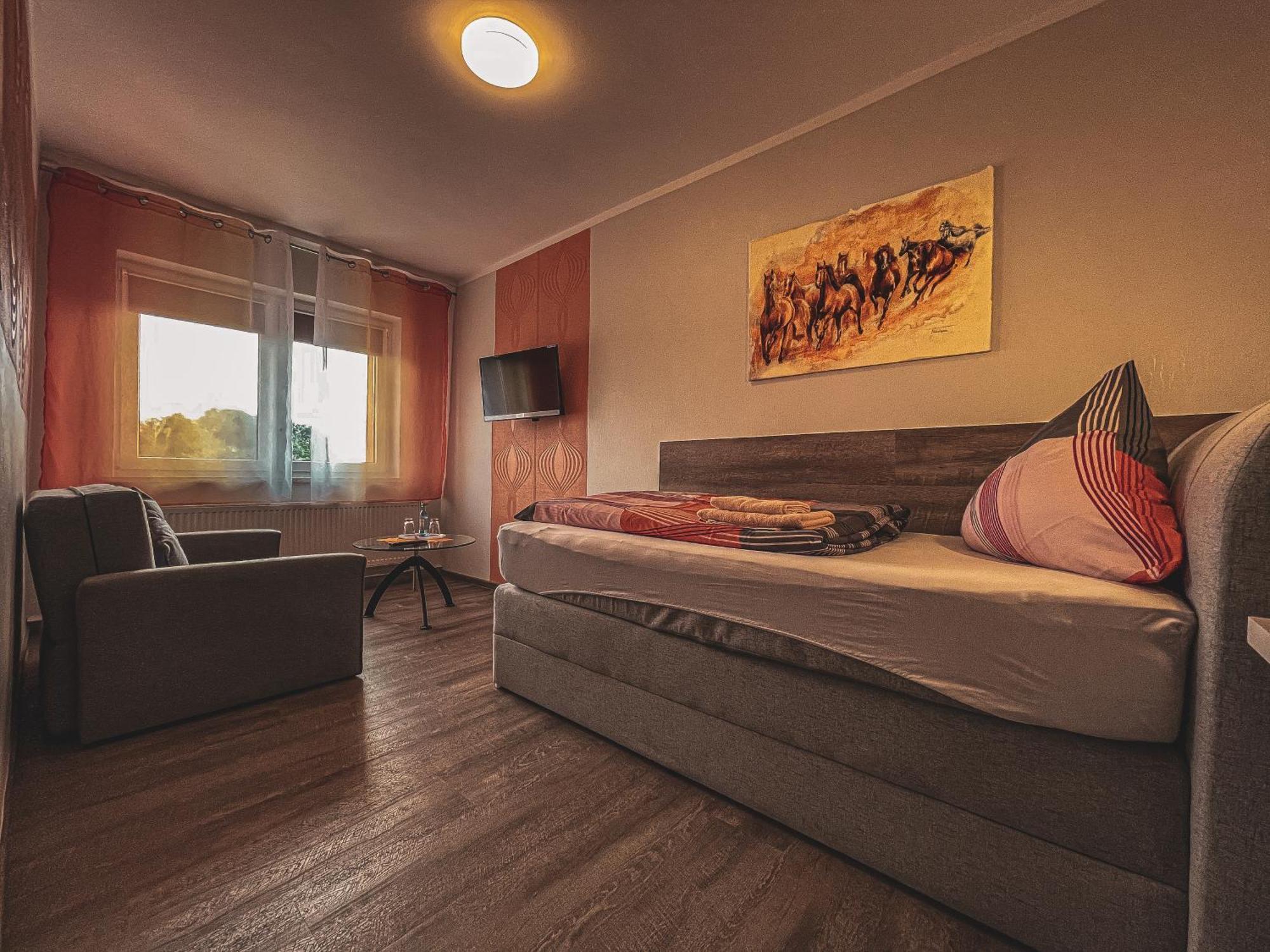 เรสเทอรองต์ แอนด์ เพนชั่น รึซเซิล-ผับ Hotel ซานเงอร์เฮาเซิน ห้อง รูปภาพ